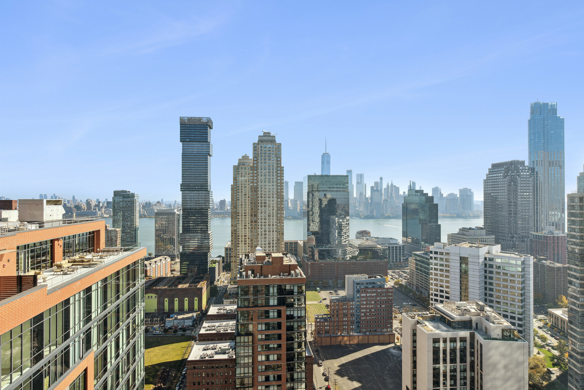 Neighborhood sky view
